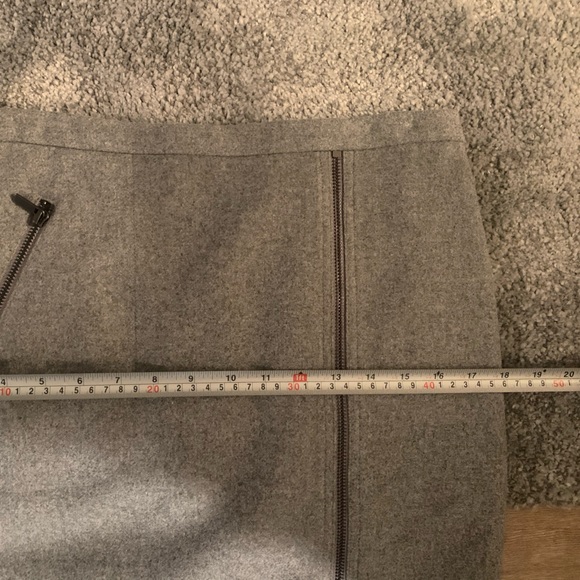 J. Crew Grey Wool Zipper Detail Pencil Skirt - Picture 8 of 9